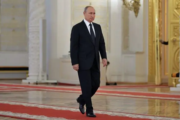 Putin Height – How Tall Is Vladimir Putin and Why Does It Matter? Putin Height – How Tall Is Vladimir Putin and Why Does It Matter?